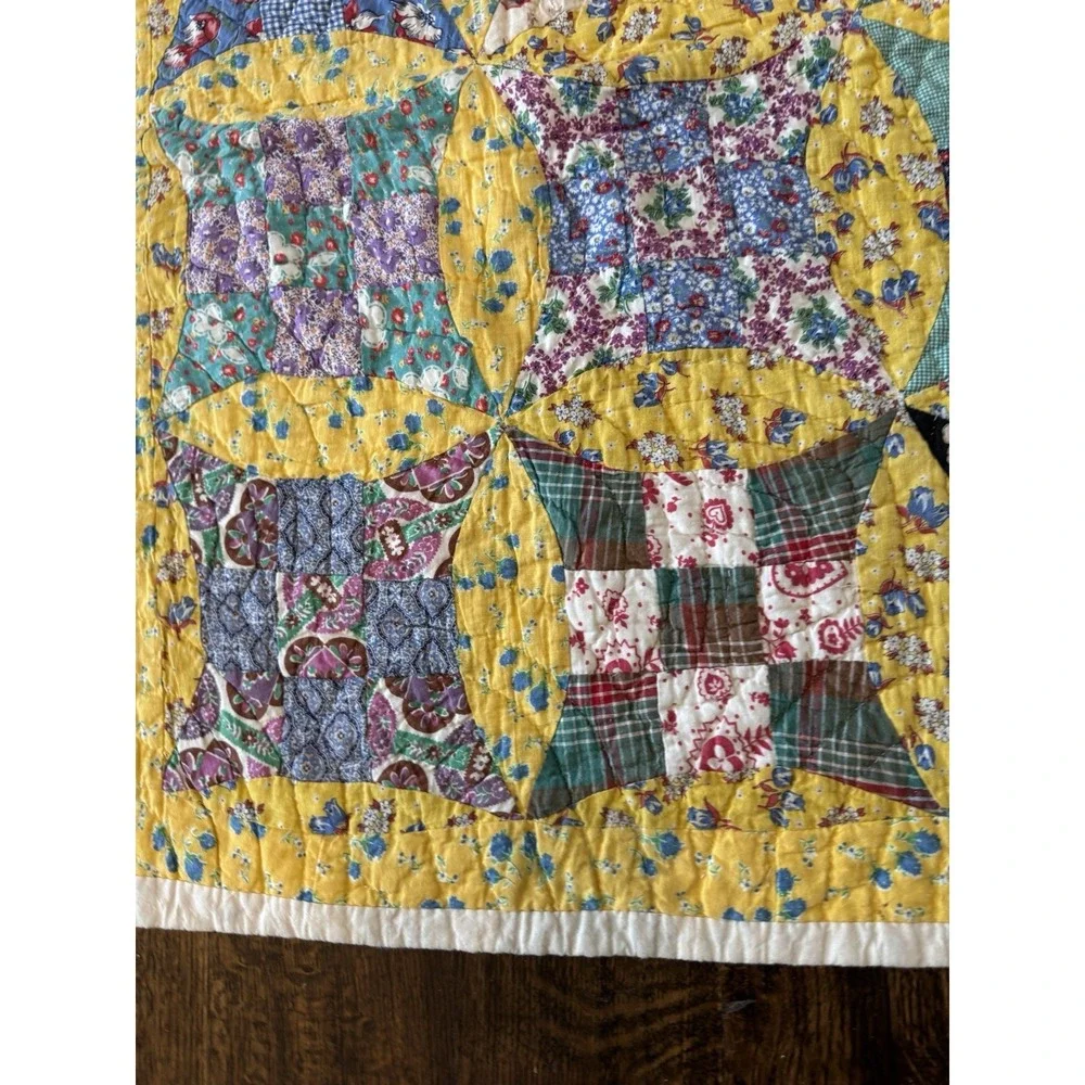 Vintage Handmade Patchwork Quilt Rob Peter to Pay Paul Twin 80x61 Hand Quilted
